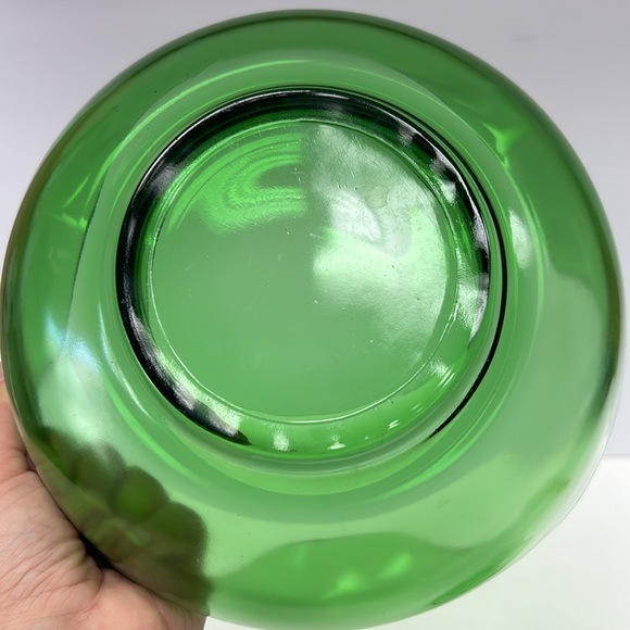 Mid Century Modern ANCHOR HOCKING emerald green glass  2 piece chip and dip set - Picture 5 of 8